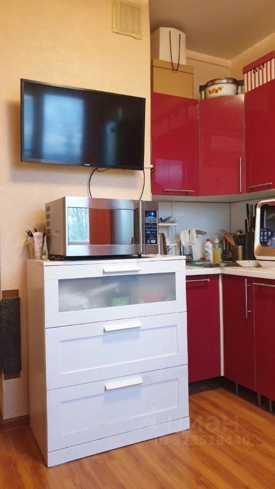 Продажа 2-комн квартиры на вторичном рынке Батайский проезд, 41