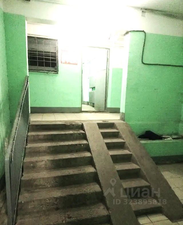 Продажа 1-комн квартиры на вторичном рынке Тихорецкий проспект, 27К2