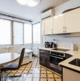 Продажа 1-комн квартиры на вторичном рынке ул Маршала Тухачевского,  д. 49