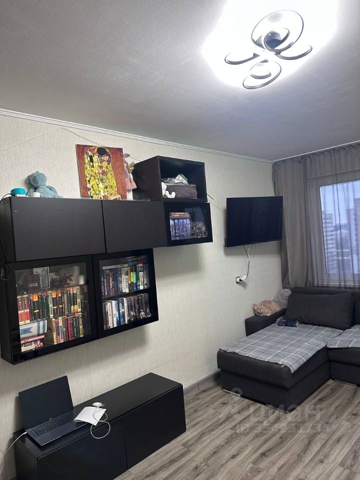 Продажа 1-комн квартиры на вторичном рынке улица Кустодиева, 10К1