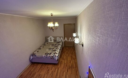 Продажа 3-комн квартиры на вторичном рынке пр-кт Непокорённых,  д. 74