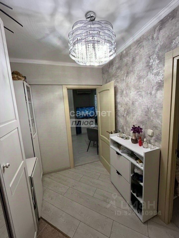 Продажа 2-комн квартиры на вторичном рынке Кастанаевская улица, 8