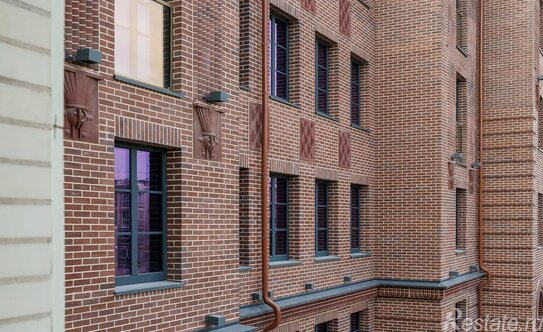 Продажа 4-комн квартиры на вторичном рынке 12-я линия,  д. 50