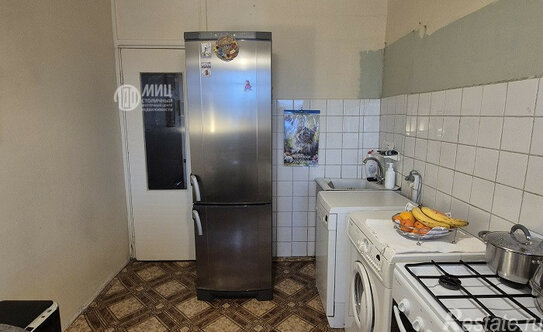 Продажа 1-комн квартиры на вторичном рынке Веерная улица,  д. 46