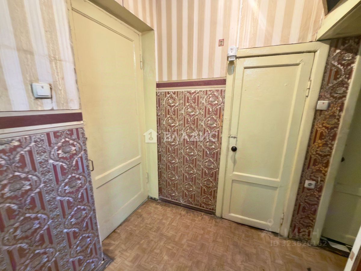 Продажа 3-комн квартиры на вторичном рынке улица Константина Царева, 6