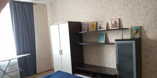2-комн квартира ул Адмирала Лазарева,  д. 63