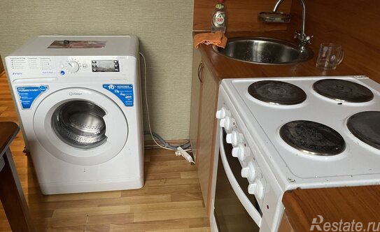 Аренда 3-комн квартиры на вторичном рынке улица Конёнкова,  д. 21