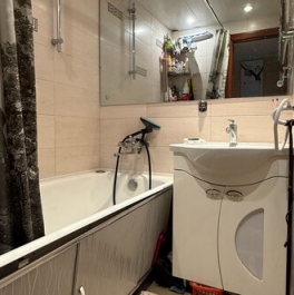 Продажа 3-комн квартиры на вторичном рынке Широкая улица,  д. 24