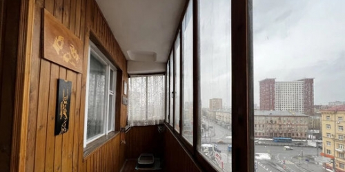 3-комн квартира улица Маршала Малиновского,  д. 8
