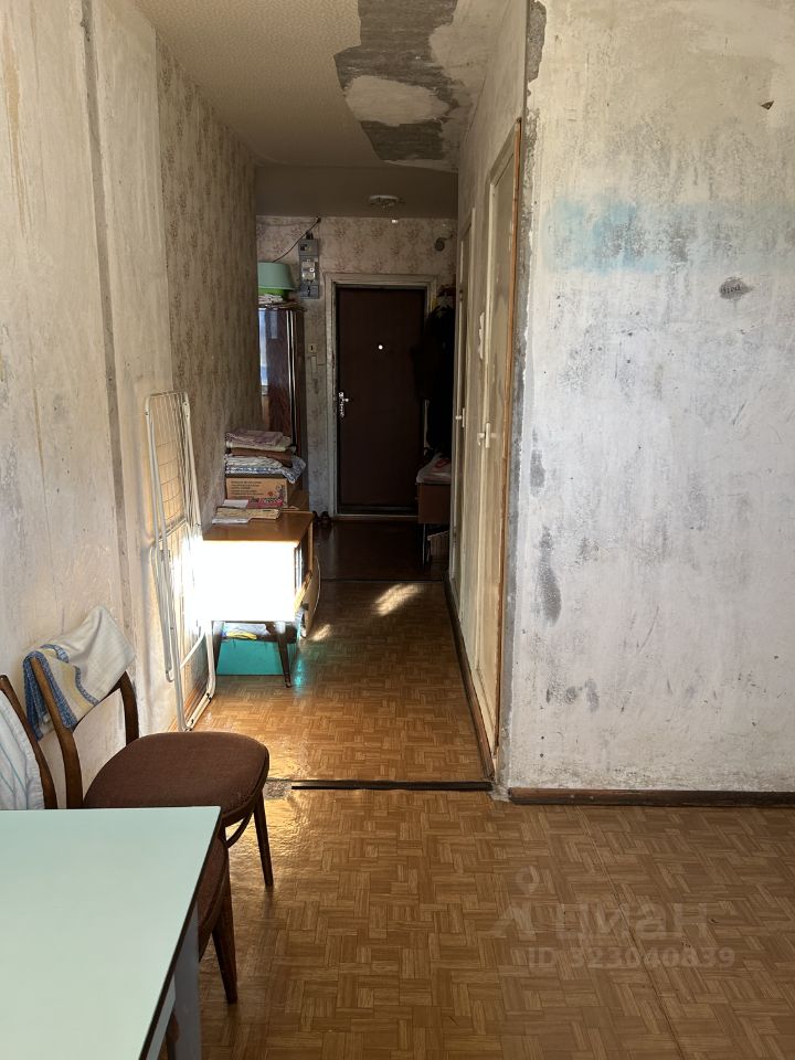 Продажа 1-комн квартиры на вторичном рынке Богатырский проспект, 61К1