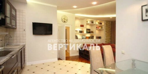 4-комн квартира Давыдковская улица,  д. 16