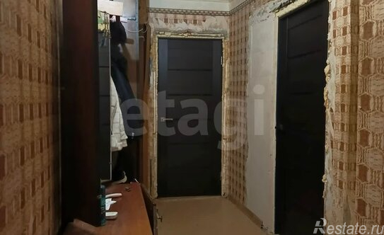 Продажа 2-комн квартиры на вторичном рынке Кириши, Волховская наб,  д. 18