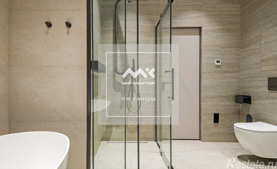 Продажа 5-комн квартиры на вторичном рынке Петровский пр-кт,  д. 9 к2