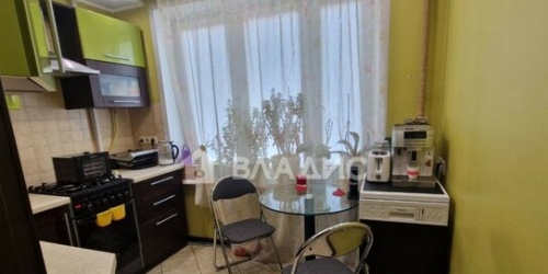 2-комн квартира улица Сайкина,  д. 4