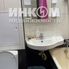 Продажа 1-комн квартиры на вторичном рынке улица Плещеева,  д. 7В