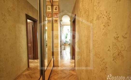 Продажа 2-комн квартиры на вторичном рынке улица Блохина,  д. 11