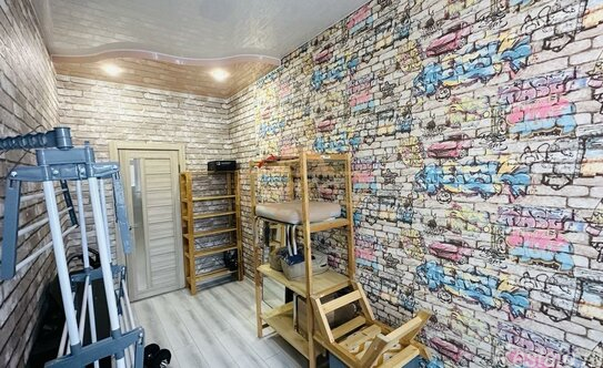 Продажа 4-комн квартиры на вторичном рынке Нарвский пр-кт,  д. 16