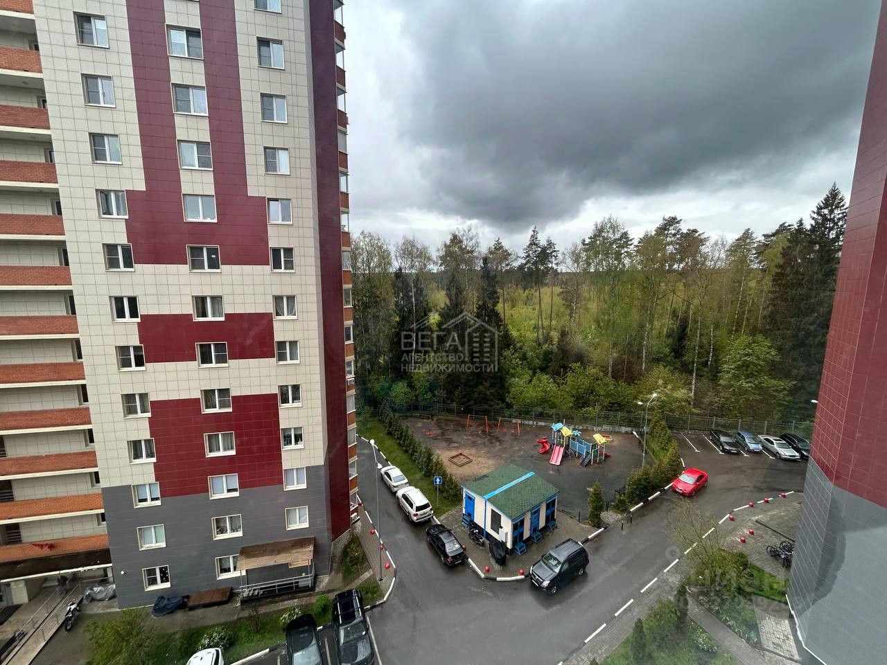 Продажа 1-комн квартиры на вторичном рынке пос. Горки-10, 33к2