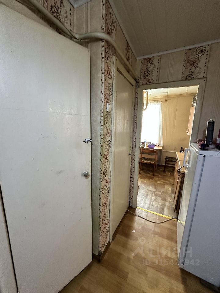Продажа 2-комн квартиры на вторичном рынке пос. Дубки, 10