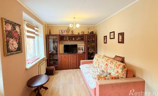 Продажа 1-комн квартиры на вторичном рынке Реки Оккервиль наб,  д. 6