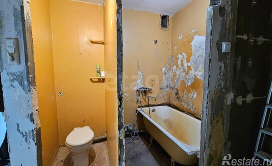 Продажа 2-комн квартиры на вторичном рынке Колпино г, Трудящихся б-р,  д. 8