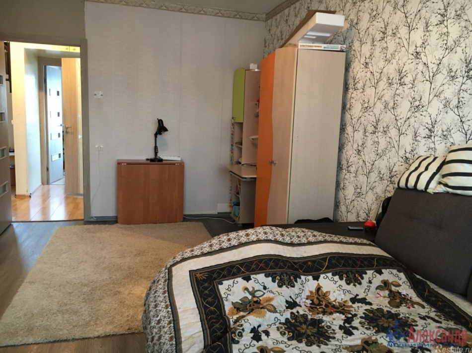 Продажа 3-комн квартиры на вторичном рынке Светогорск г., Красноармейская ул. ,  д. 28