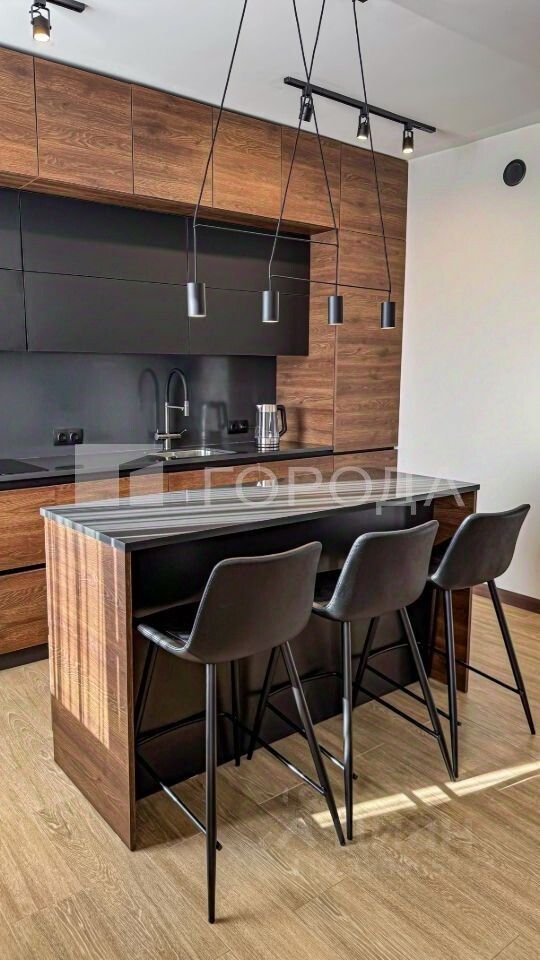 Продажа 3-комн квартиры на вторичном рынке Красногорск, улица Липовой Рощи, 2к3
