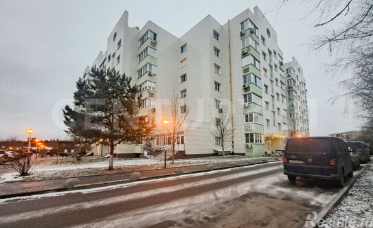 Продажа 1-комн квартиры на вторичном рынке Бузланово, мкр Западный остров,  д. 1