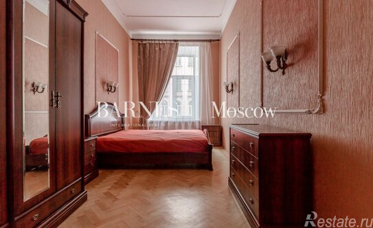 Продажа 3-комн квартиры на вторичном рынке Разночинная Б. ул,  д. 3