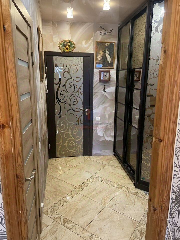 Продажа 1-комн квартиры на вторичном рынке Серпухов, улица Захаркина, 5г