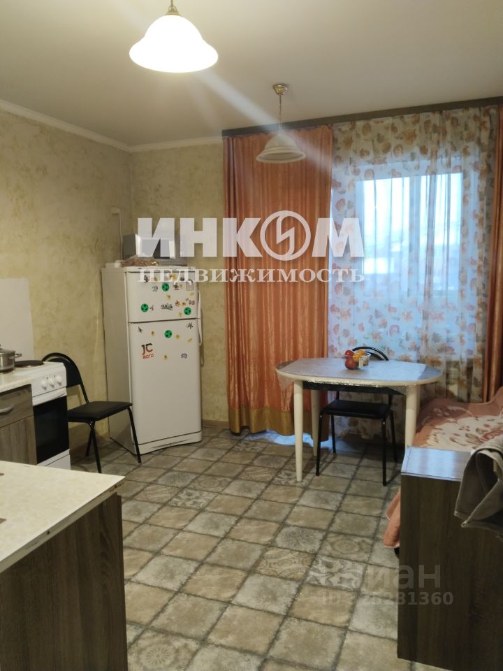 Продажа 2-комн квартиры на вторичном рынке Андреевка пгт, улица Староандреевская, 43к1