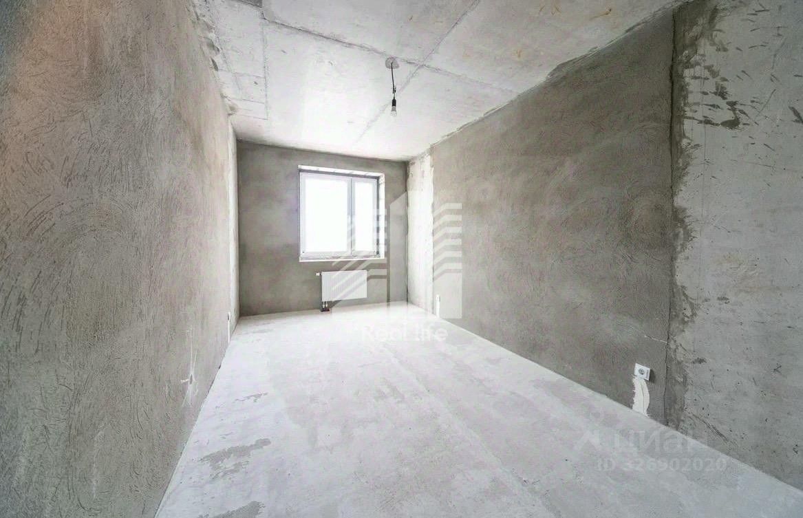 Продажа 3-комн квартиры на вторичном рынке Центральный мкр, улица Кирова, 17к1