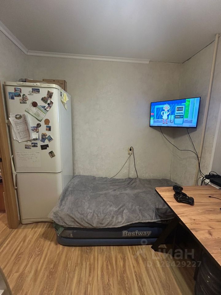 Продажа 1-комн квартиры на вторичном рынке пос. Усады, улица Пролетарская, 11