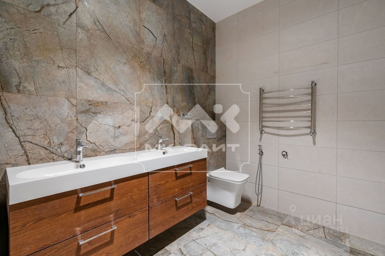 Продажа 3-комн квартиры на вторичном рынке Каменноостровский проспект, 64К2