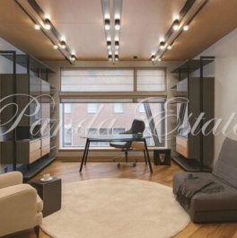 Продажа 3-комн квартиры на вторичном рынке Пречистенская наб,  д. 7