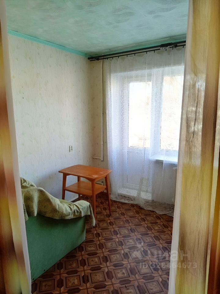 Аренда 1-комн квартиры на вторичном рынке Сланцы, улица Ломоносова, 48А