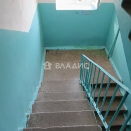 Продажа 1-комн квартиры на вторичном рынке Зарайск, ул Димитра Благоева,  д. 11