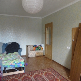 Продажа 2-комн квартиры на вторичном рынке Сланцы г, Шахтерской Славы ул,  д. 14