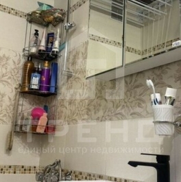 Продажа 2-комн квартиры на вторичном рынке Славы пр-кт,  д. 2,  к. 3