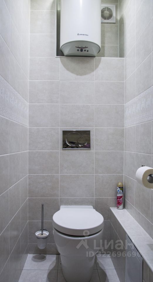 Продажа 2-комн квартиры на вторичном рынке проспект Наставников, 47К1