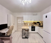 Продать Квартиры вторичка Арцеуловская Аллея  19 