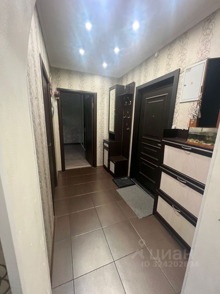 Продажа 2-комн квартиры на вторичном рынке улица Главмосстроя, 14