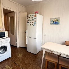 Продажа 3-комн квартиры на вторичном рынке Сяськелево, ул Центральная,  д. 11