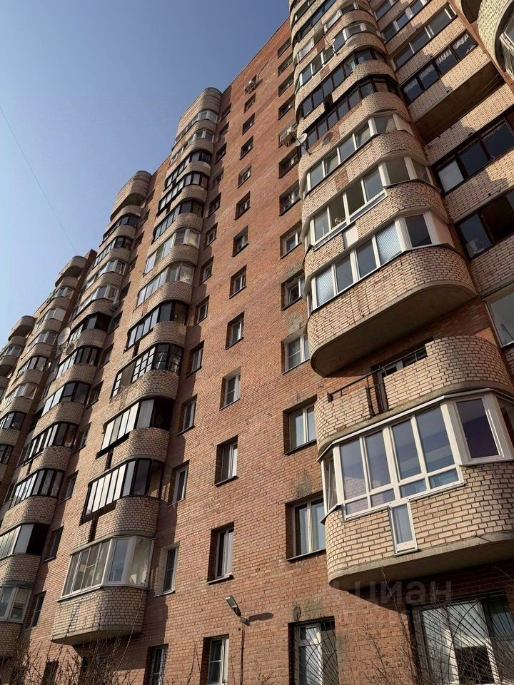 Продажа 1-комн квартиры на вторичном рынке проспект Ветеранов, 114К1