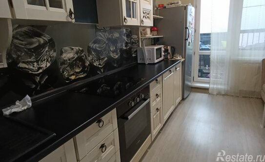 Продажа 1-комн квартиры на вторичном рынке Нововатутинская 1-я ул