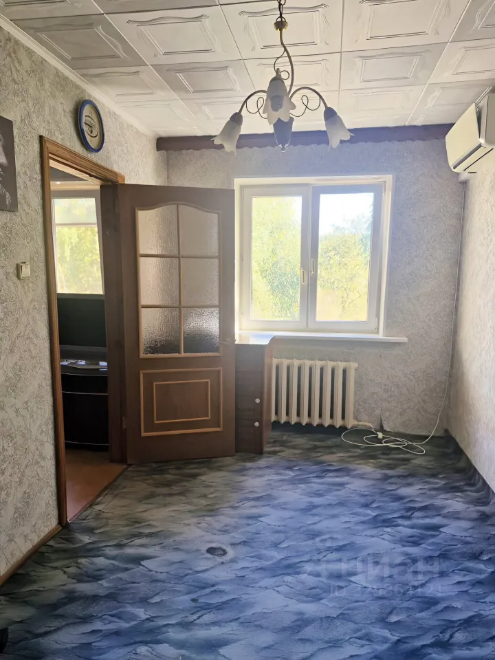 Продажа 2-комн квартиры на вторичном рынке Октябрьский пгт, улица Первомайская, 6