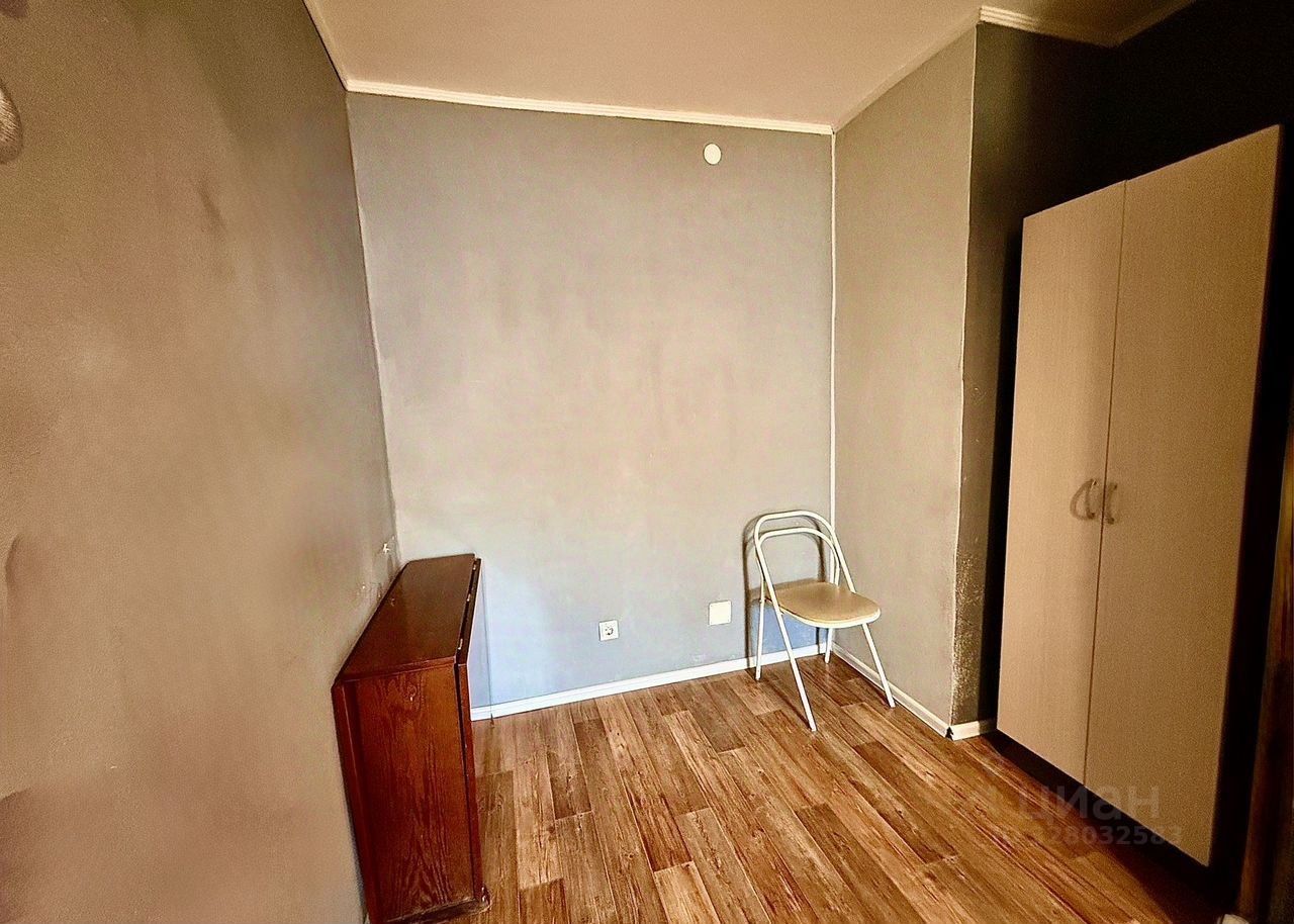 Продажа 1-комн квартиры на вторичном рынке Кингисепп, Вокзальная улица, 8