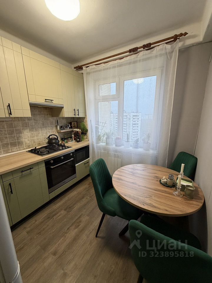 Продажа 1-комн квартиры на вторичном рынке Тихорецкий проспект, 27К2