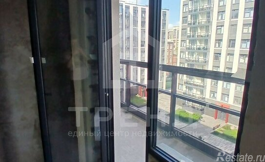 Продажа 3-комн квартиры на вторичном рынке Александра Матросова ул,  д. 1