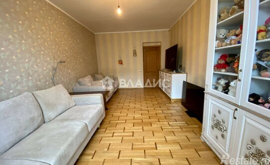 Продажа 3-комн квартиры на вторичном рынке Профсоюзная ул